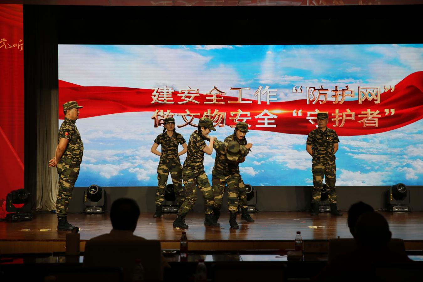 图片10.png